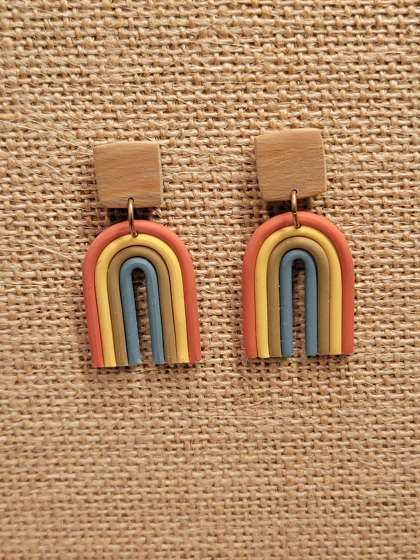 Arch Drop Earrings