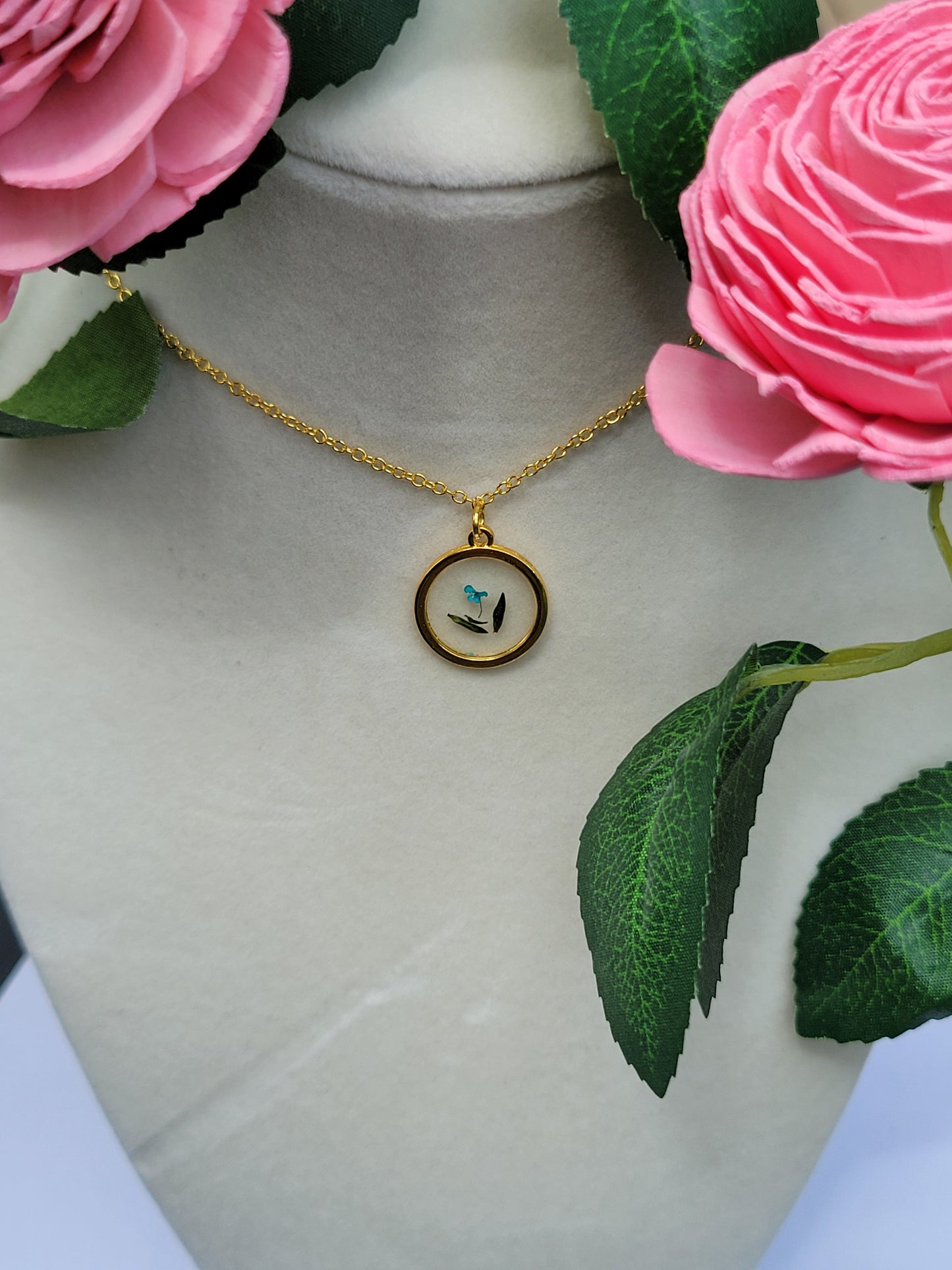 Blue Simple Flower Necklace